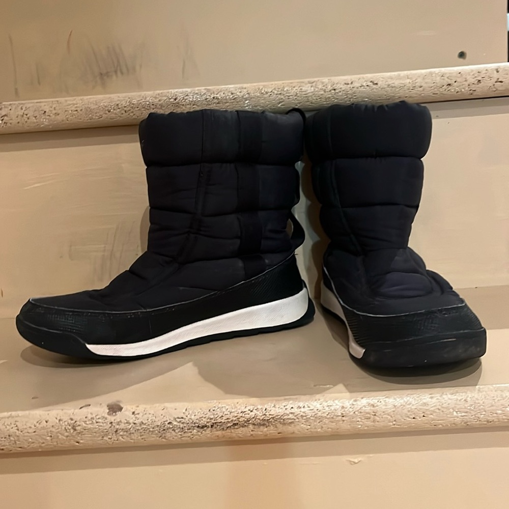Sorel kids winter boots